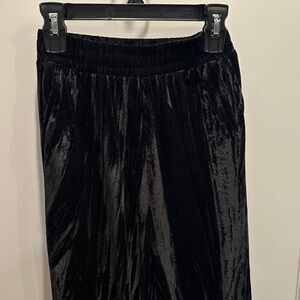 NEW with tags Girls Black Velvet Pants